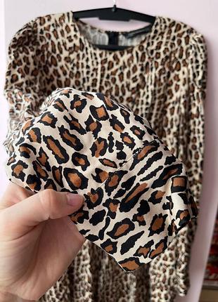 Сукня zara в трендовому принті.