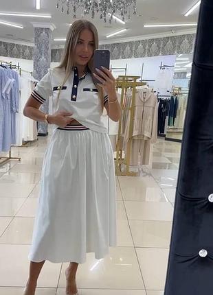 Костюм з спідницею