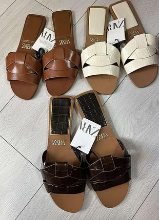 Шльопанці шкіряні від zara