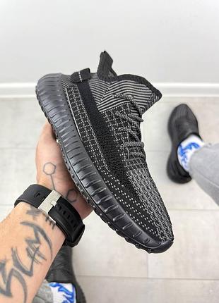 Легкі чоловічі кросівки сірі на літо yeezy light bg, текстиль сітка