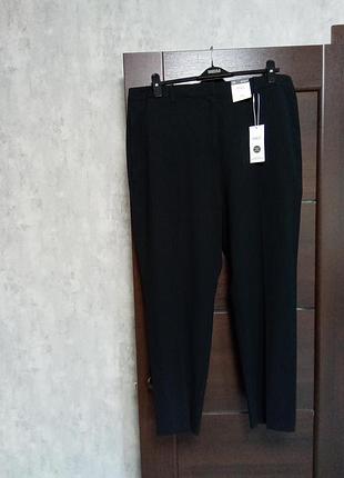 Брендовые новые красивые брюки р.20.