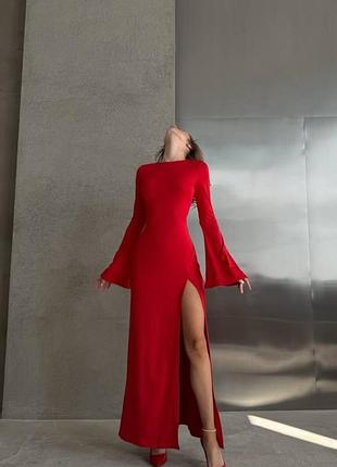 Жіноча червона трикотажна сукня максі