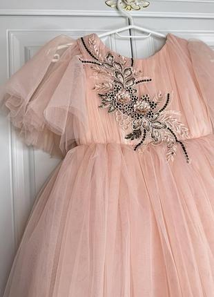 Сукня на випускний