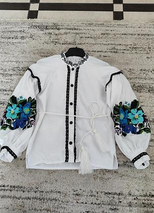 Очень красивая вышиванка для девочки 🩵💛