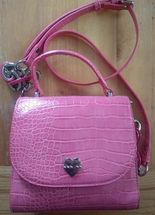 Стильная розовая сумочка из эко кожи под крокодила