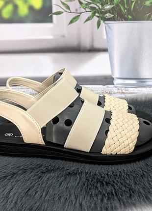 Босоножки женские aba бежевые на низком ходу 4895