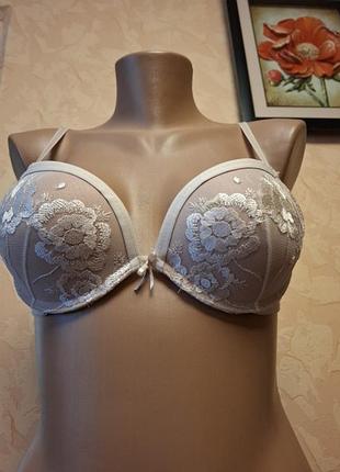 Нежный бюстик!