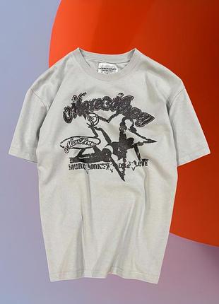 Фирменная футболка moremoneymorelove