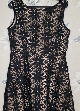 Чорне плаття