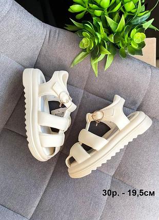 Самая крутая модель босоножек от Tom.m