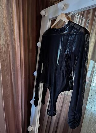 Прозорий боді