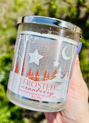 Свічка на 1 гніт frosted cranberry від bath&body works