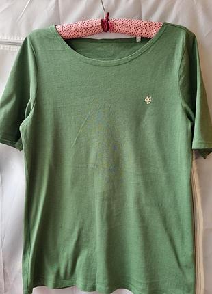 Брендова футболка