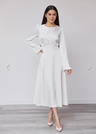 Сукня атласна