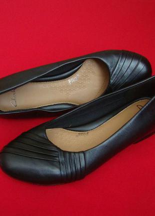 Балетки clarks plus натур шкіра 38 розм
