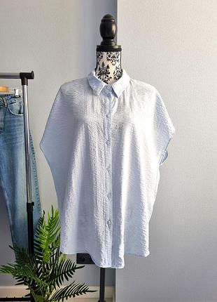 Голубая летняя рубашка