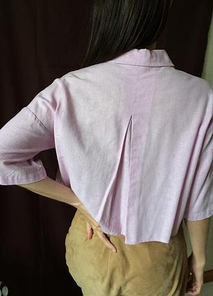 Женская летняя льняная свободная рубашка кроп укороченная