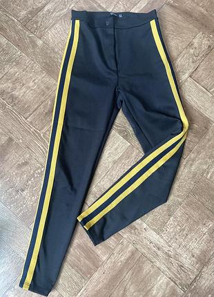 Брюки жіночі