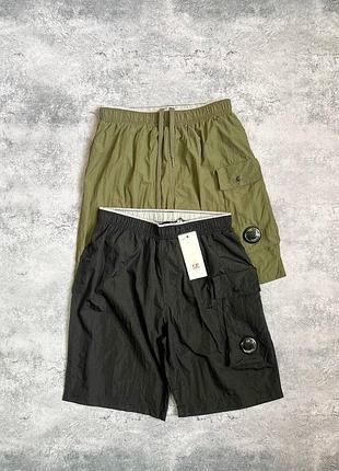 Нейлонові шорти c.p. company   розміра : s,m,l,xl; колір : чорний ;хакі; фірмові пакети  1200 грн💰