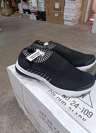 Violetta кросівки 40-45