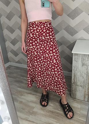 Довга рожева бордо міді спідниця у квітковий принт shein