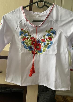 Вишиванка на дівчинку 3 років