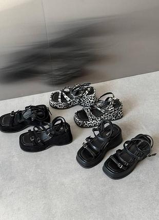 Босоніжки на танкетці платформі еко шкіряні замшеві чорні леопардові 11345 11346 11349