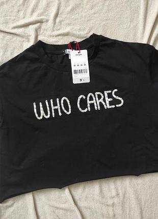 Укороченная футболка jennyfer