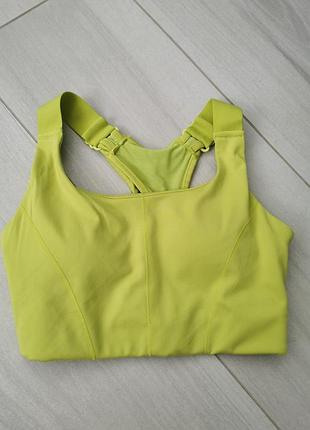 Топ женский спортивный