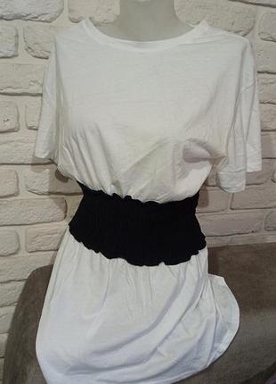 Футболка жіноча