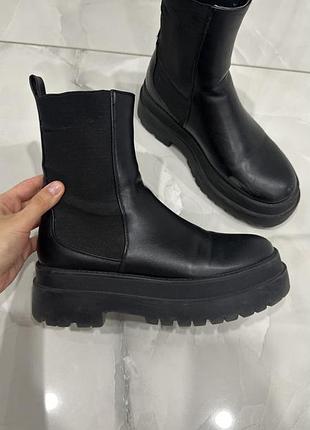 Ботинки челси женские