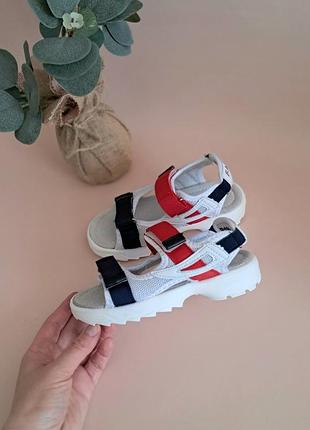 Босоножки для мальчика