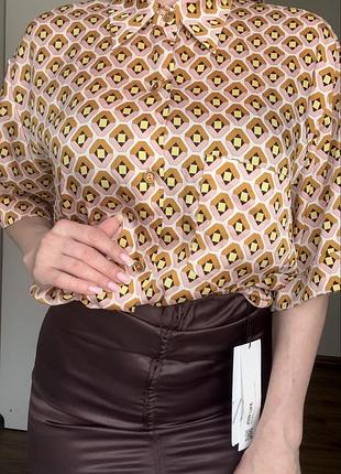 Ніжна блуза zara