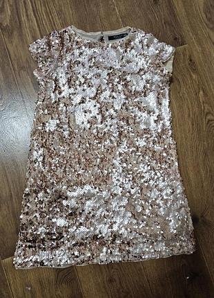 Святкова сукня в паетках