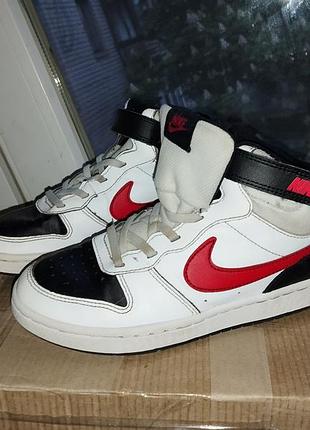 Кроссовки nike court borough 32-33 размер