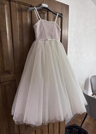 Сукня випускна