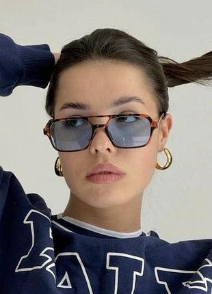 Стильні сонцезахисні окуляри очки іміджеві з блакитною лінзою топ модель окулярів 400 uv