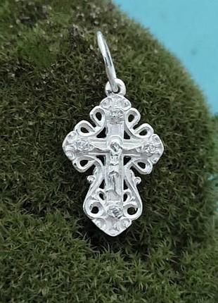 Серебряный крестик