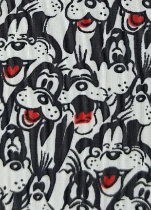 Фірмова хустка  (disney) 100*100 см . шовкова хустка. палантин .