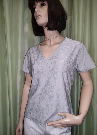 Футболка , блузка стрейч з шовкографією бренду " new look" , uk 16.