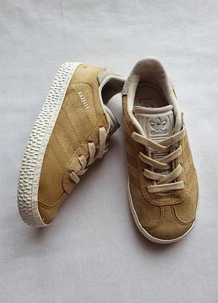 Кросівки adidas р.25