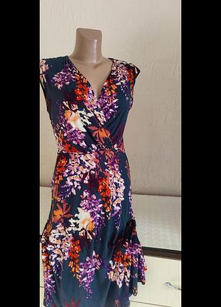 Нова сукня міді