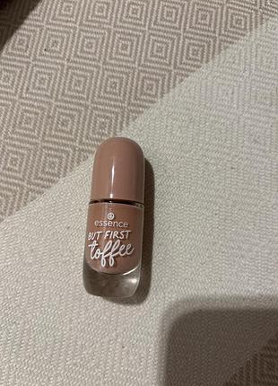 Лак для нігтів