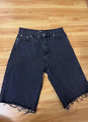 Шорти ponza чорні, в ідеальному стані