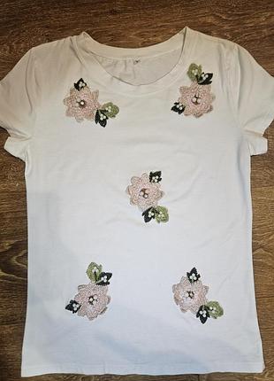 Футболка жіноча