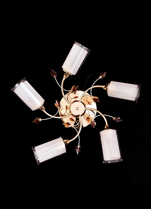 Люстра на 5 плафонов