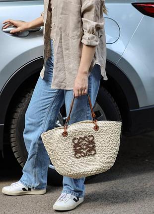 Женская дизайнерская сумка из соломы большого размера с ручками топ новинка 2025