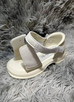 Босоніжки для дівчаток 7