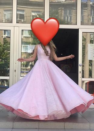 Випускна сукня
