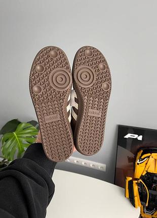 Жіночі кросівки adidas samba beige brown адідас самба коричневого з бежевим кольорів6 фото